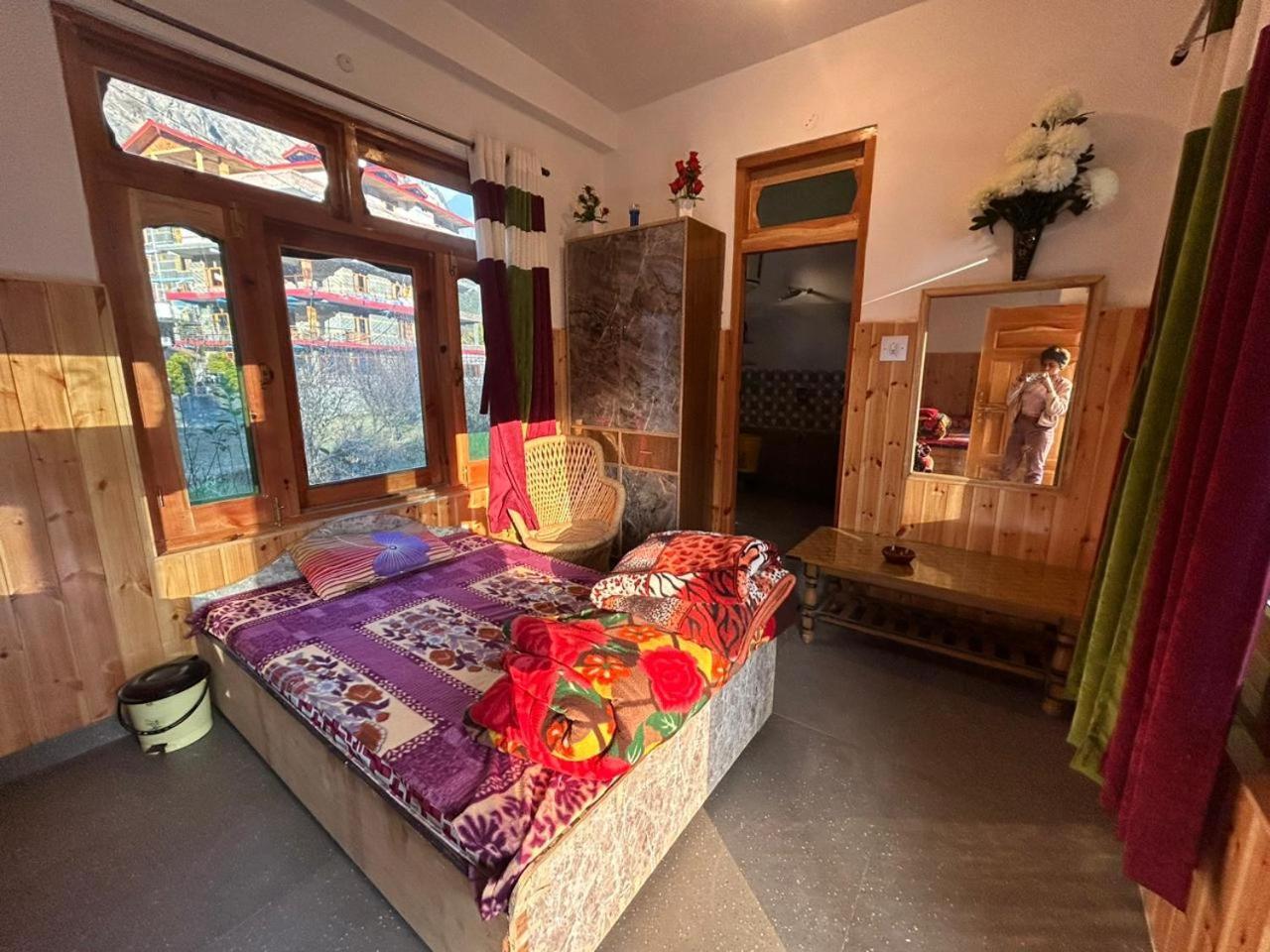 Snow View Guest House Kasol Cameră foto